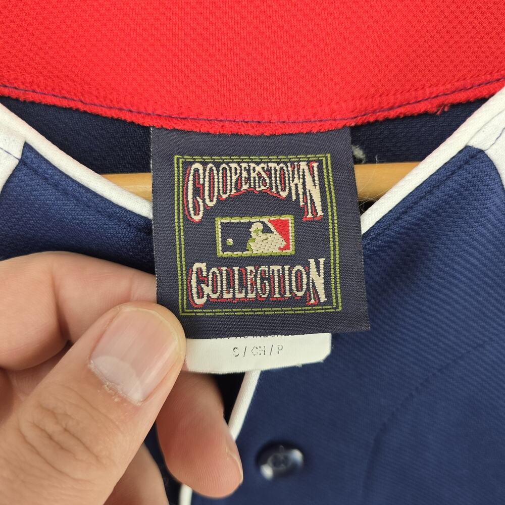 Boston Red Sox Jersey Carl Yastrzemski #8 Mens Small Cooperstown Collection RARE - Picture 5 of 10